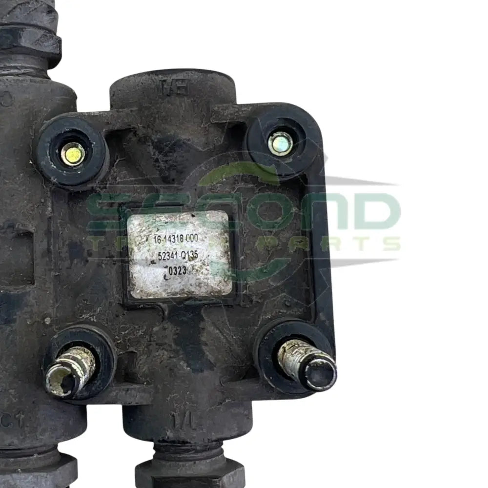 16-14318-000 Genuine Volvo Height Control Valve - Second Truck Parts