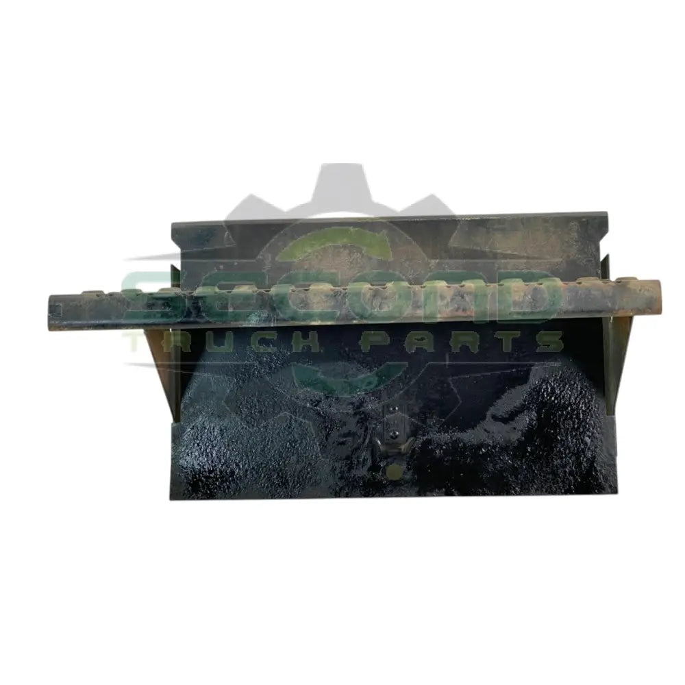 1667507C3 Genuine International Left Driver Battery Box Cover 4900 - Second Truck Parts