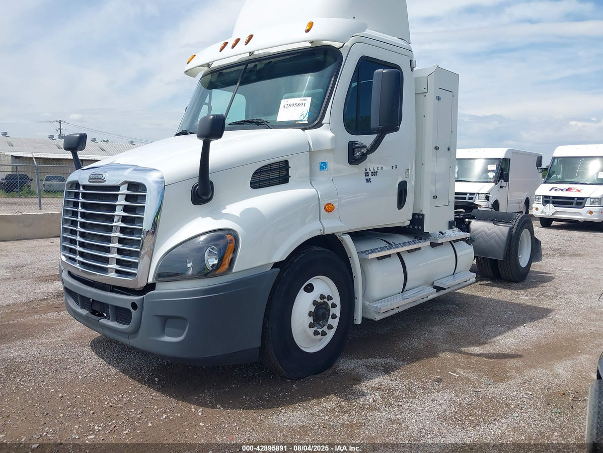2015 Freightliner Cascadia - Second Truck Parts
