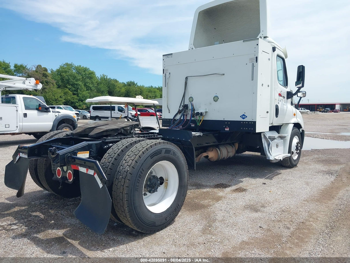2015 Freightliner Cascadia - Second Truck Parts