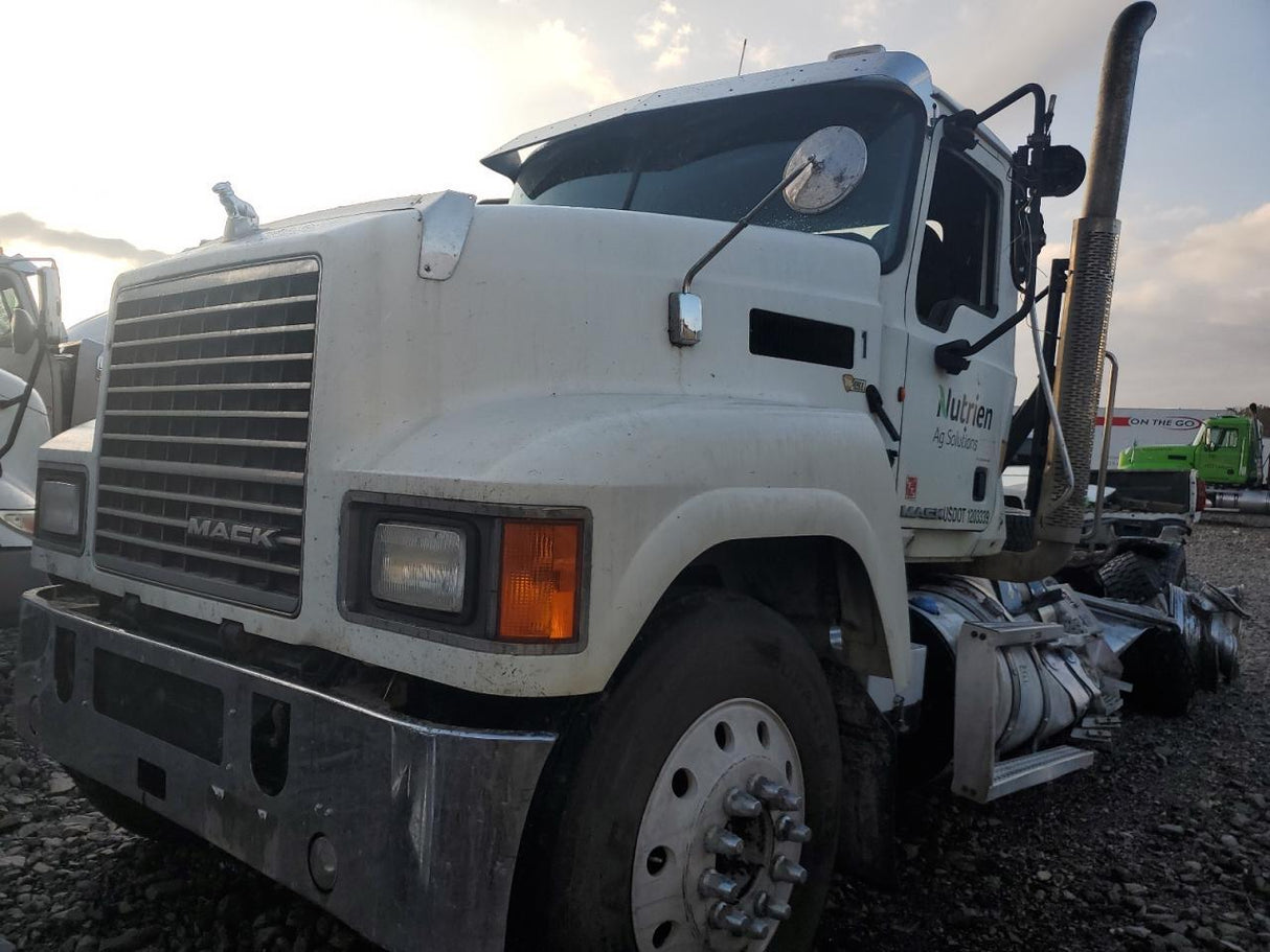 2012 Mack CACK613
