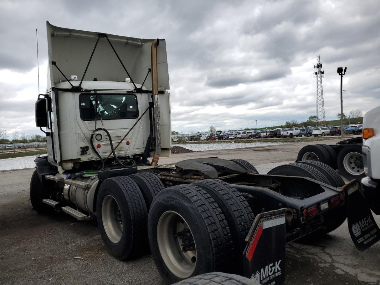 2019 Mack Anthem White