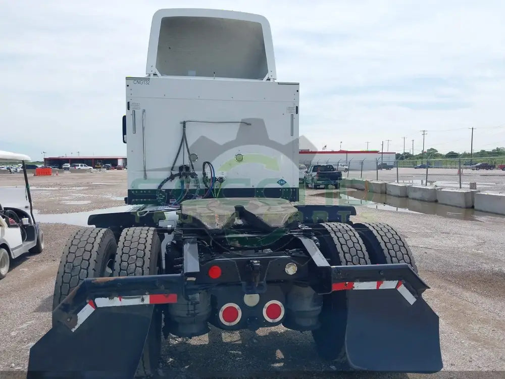 2015 Freightliner Cascadia - Second Truck Parts