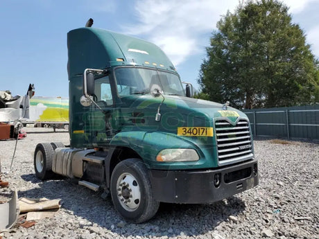 2015 Mack CXU600 Green - Second Truck Parts