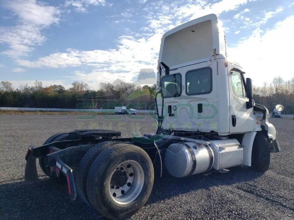 2016 FREIGHTLINER CASCADIA 3.42 RATIO - Second Truck Parts
