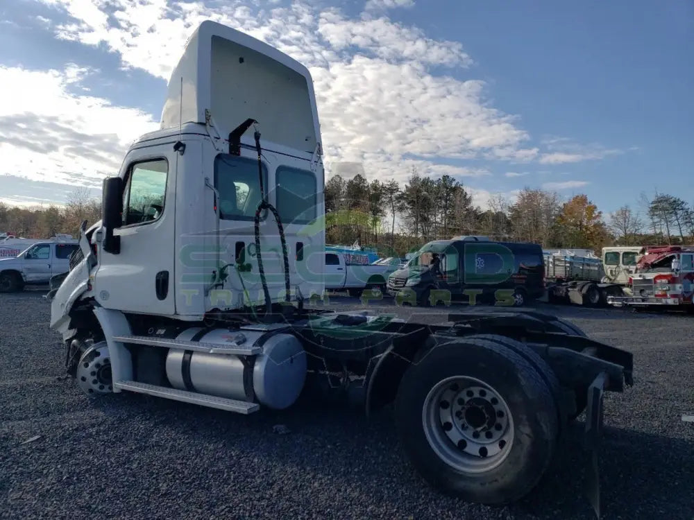 2016 FREIGHTLINER CASCADIA 3.42 RATIO - Second Truck Parts