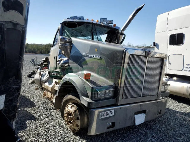 2019 Western Star 4900 EX - Second Truck Parts