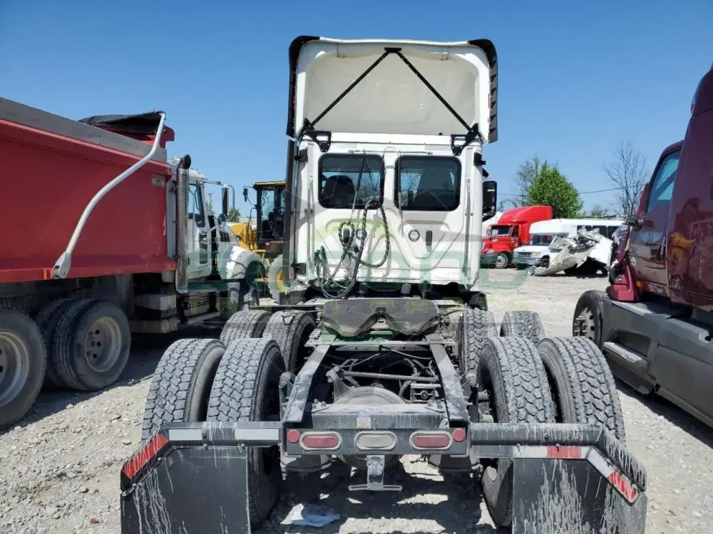 2024 Freightliner Cascadia 116 - Second Truck Parts