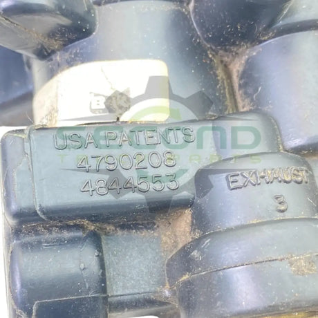 20QE3374 Genuine Bendix Dash Control Brake Valve - Second Truck Parts