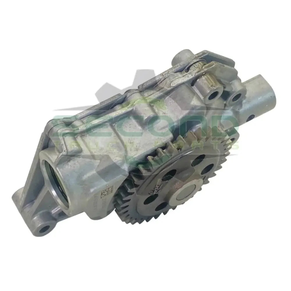 2132928PE Genuine Paccar Oil Pump - Second Truck Parts