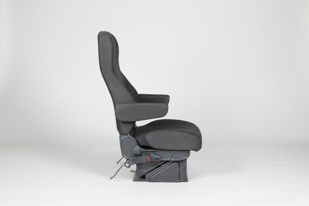 Duroshox 2195 20” Black Captain Air Ride Truck Driver Seat P/N 324696-01 - Second Truck Parts