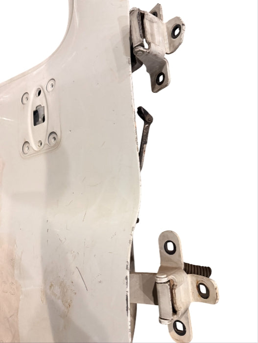 A18-57527-004 Genuine Freightliner Right Front White Door