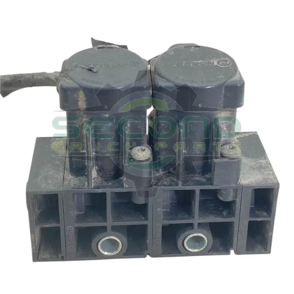 2MR451P59 Genuine Volvo Solenoid Valve Module - Solenoid Valves