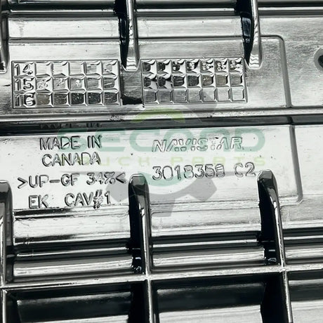 3018359C5 Genuine International Engine Valve Cover - Valves