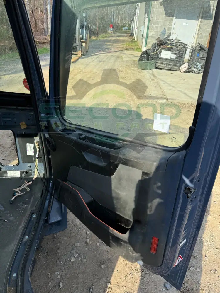 318502 Genuine Volvo Gray Cab GW-20 - Cabs