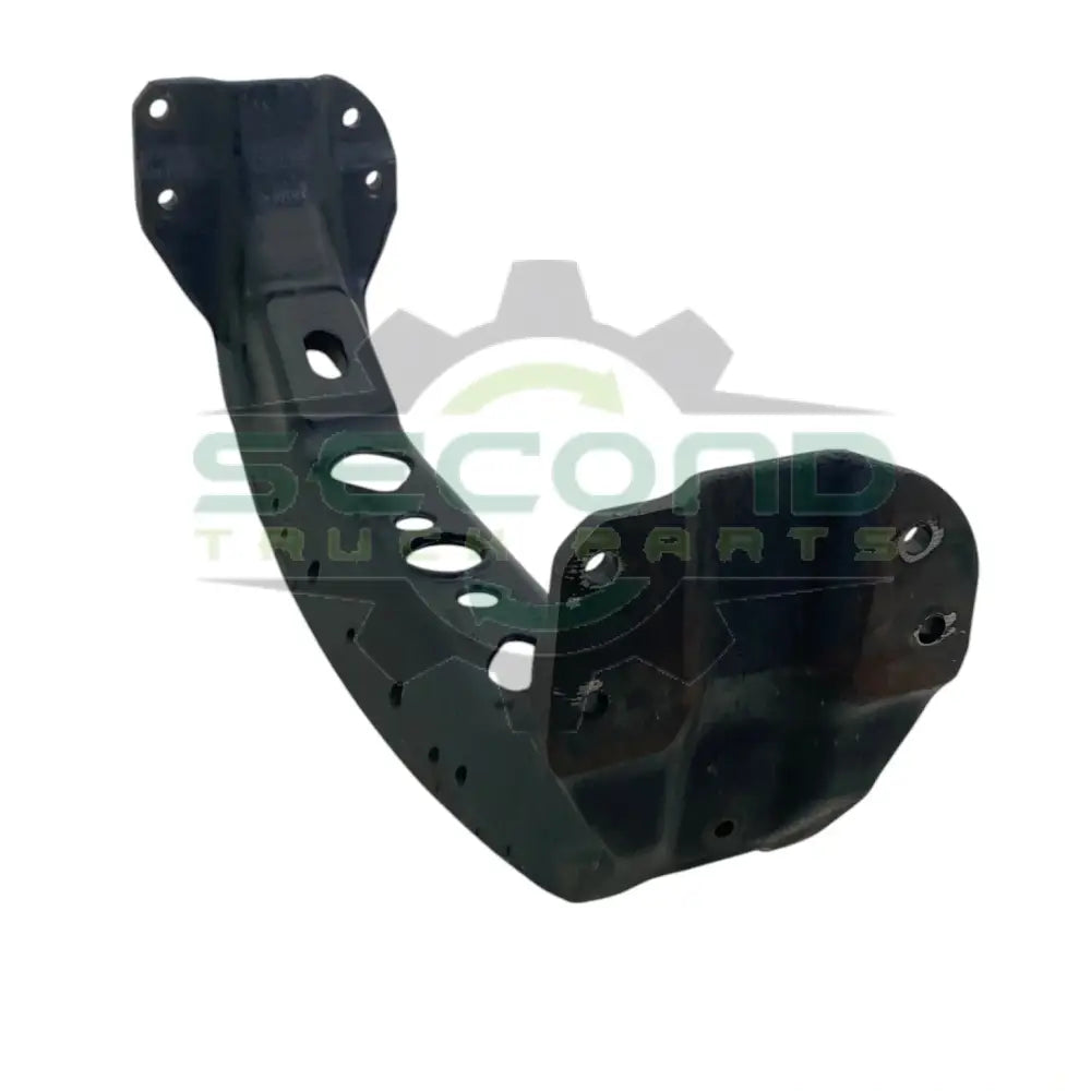 3867155C2 Genuine International Front Crossmember - Crossmembers