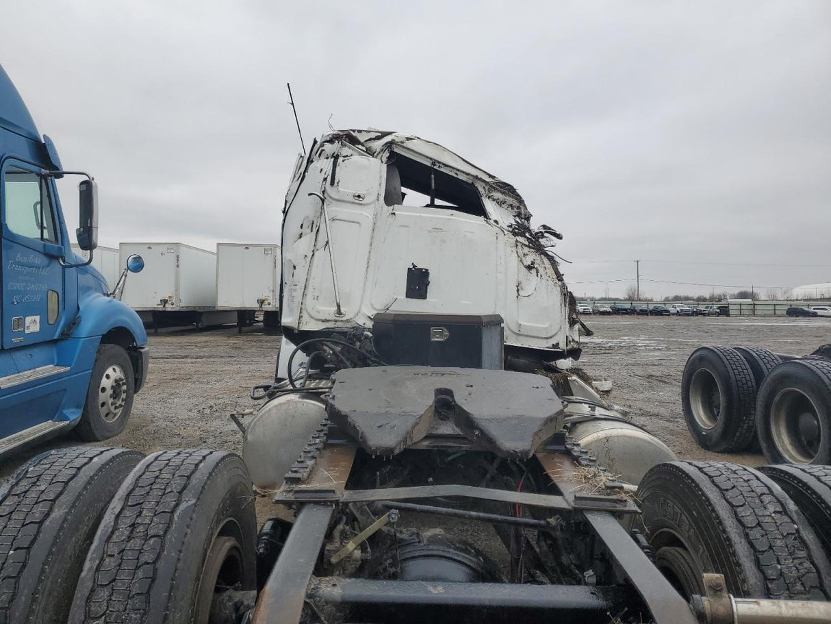 2015 Western Star 4700 White - Second Truck Parts