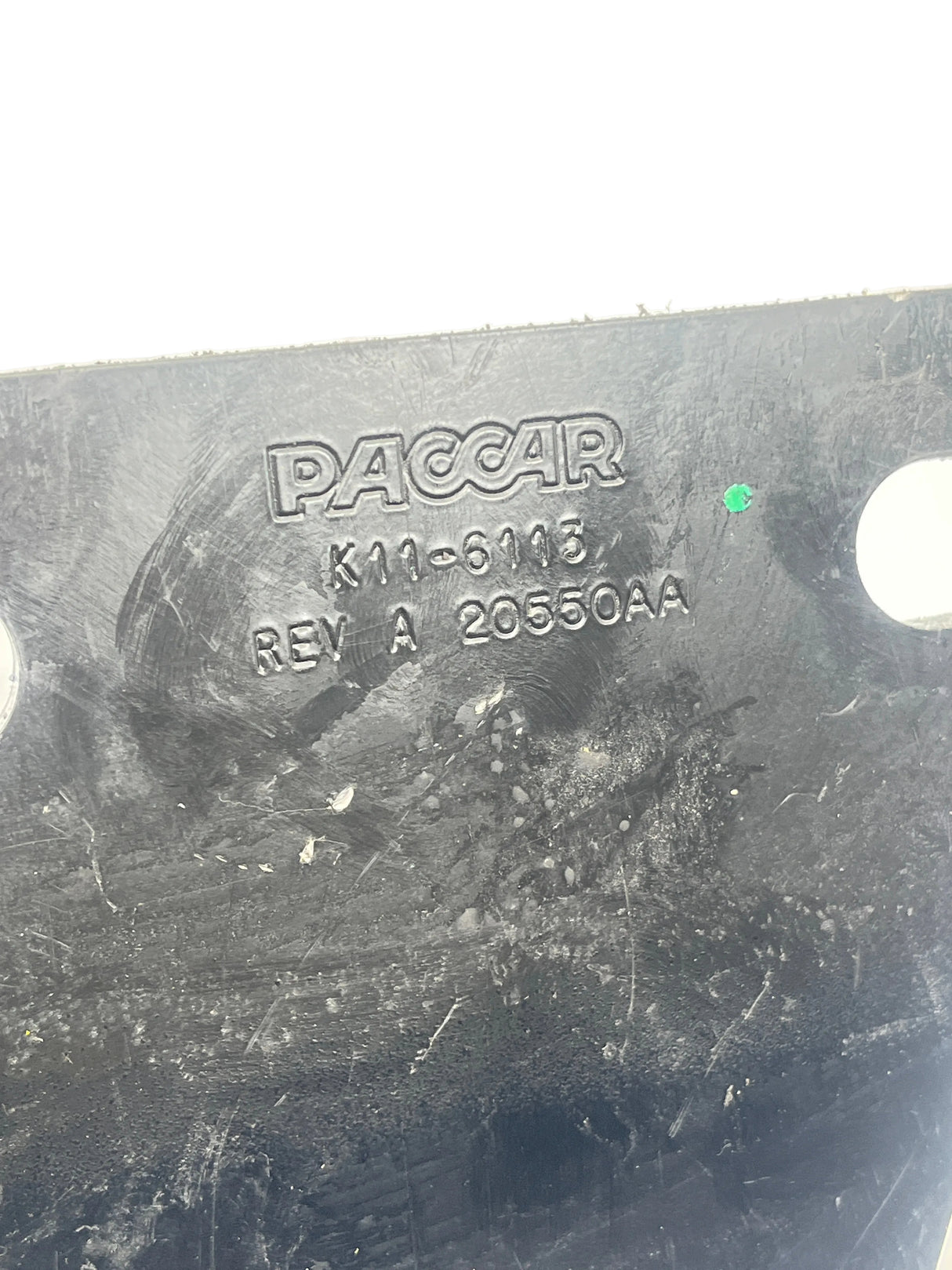 K11-6113 Genuine Paccar Bracket