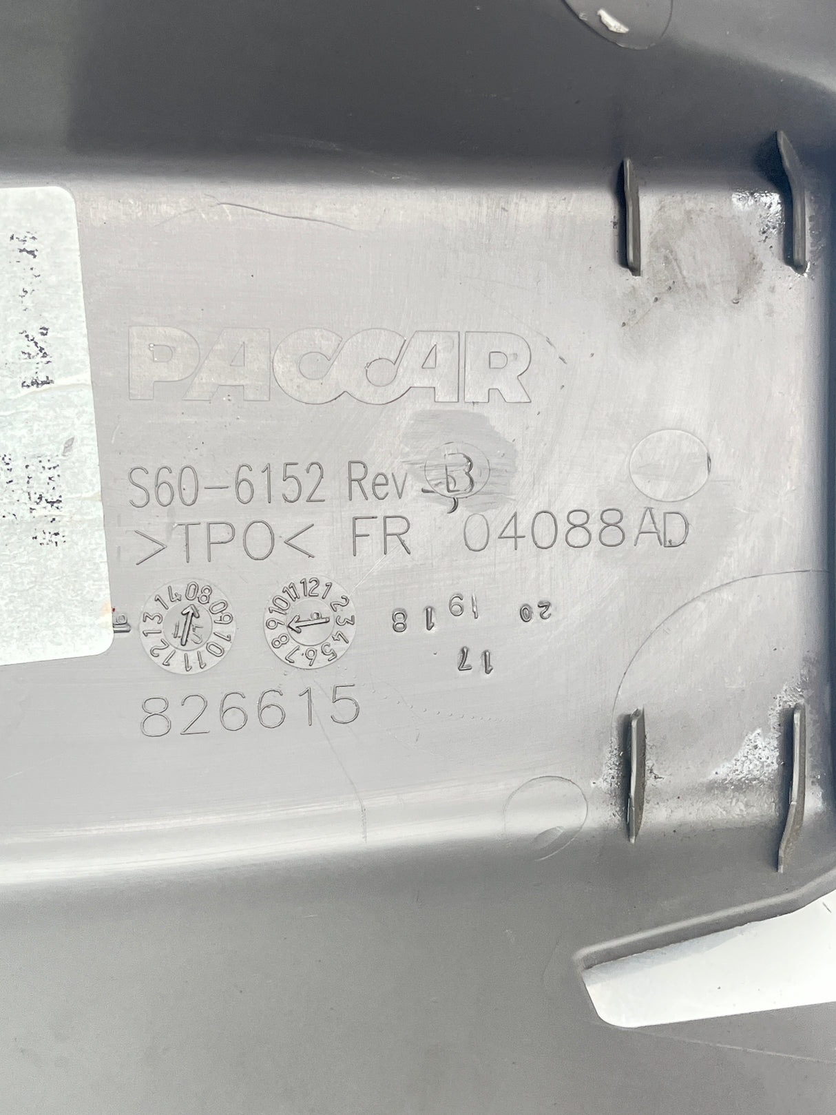 S60-6152 Genuine Paccar Steering Column Cover Lower