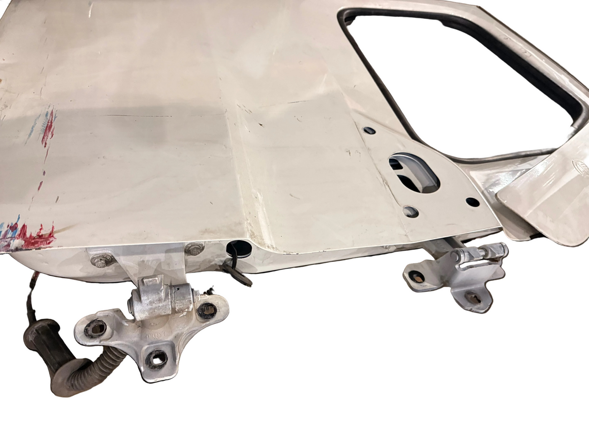 Z18-71723-001 Genuine Freightliner Right Hand White Door