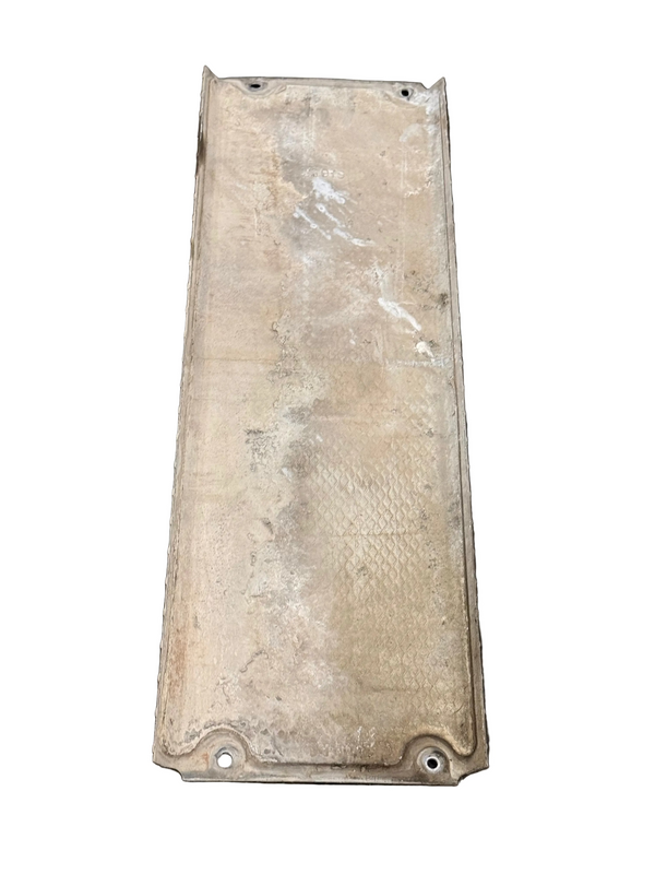 M22-6082 Genuine Paccar Exhaust DPF Cover