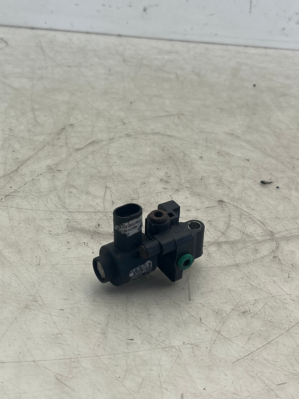 K073056 Genuine Bendix Solenoid Assembly