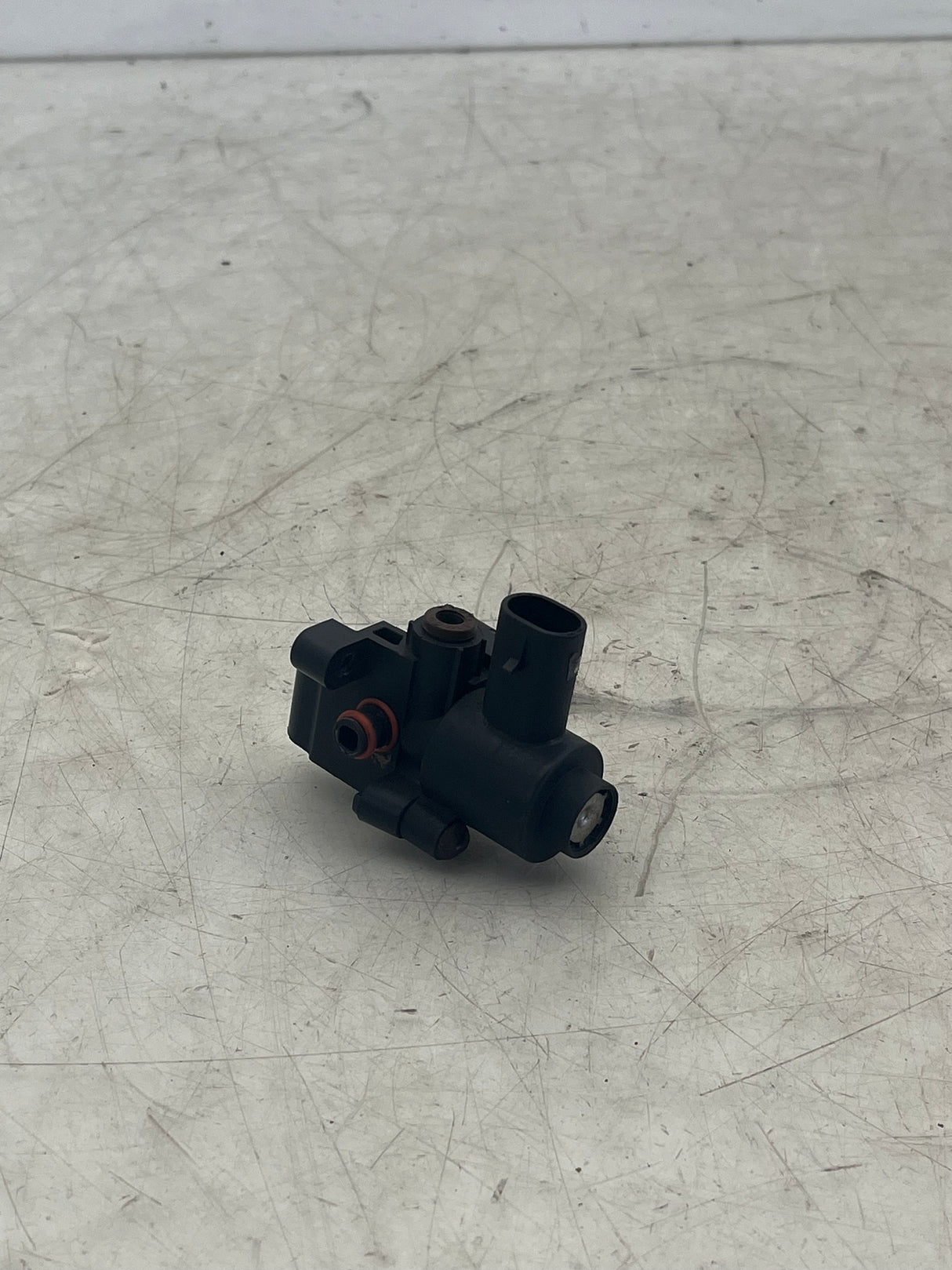 K073056 Genuine Bendix Solenoid Assembly