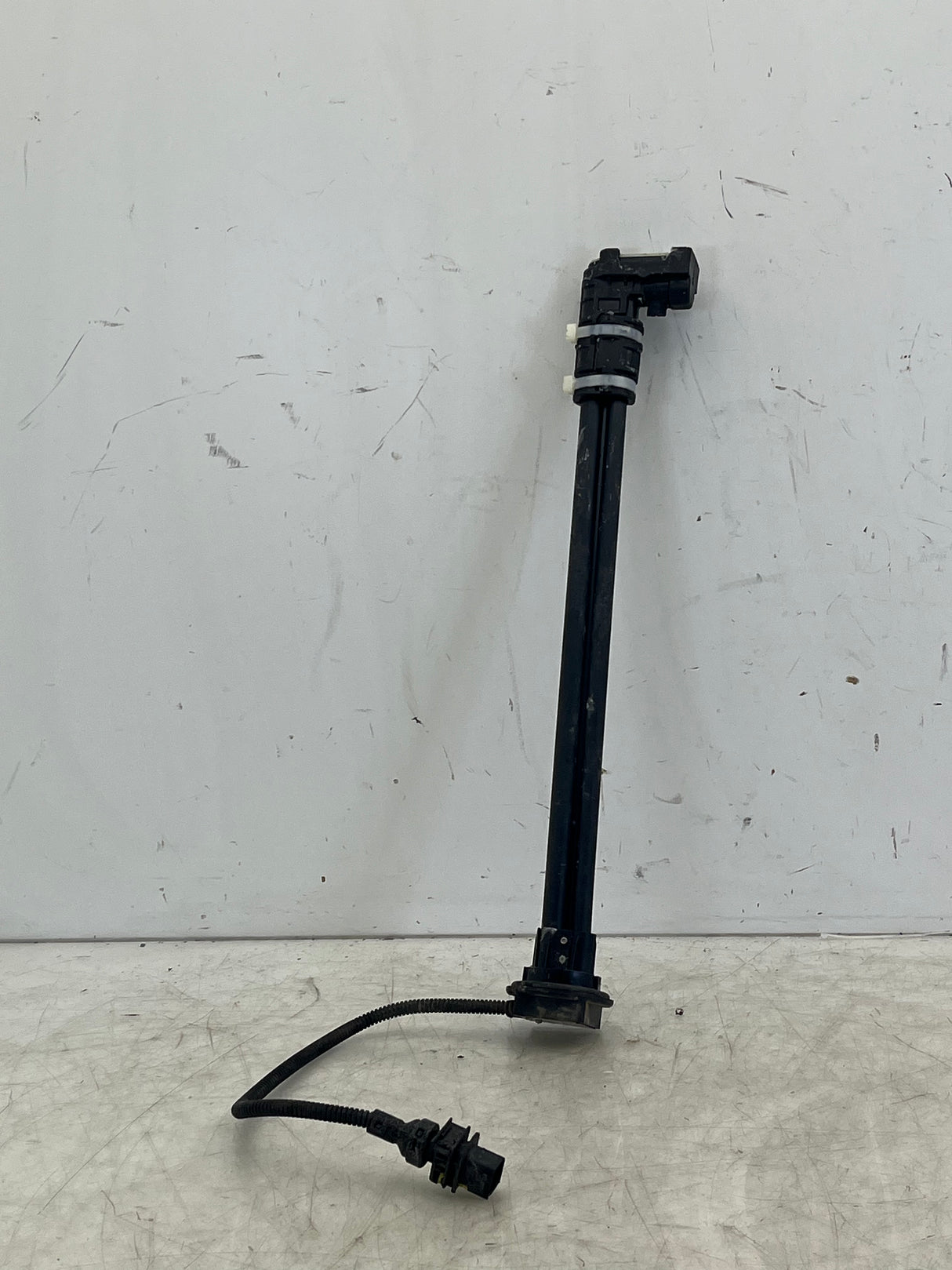 Q21-6170-003 Genuine Kenworth DEF Concentration Sensor - Second Truck Parts