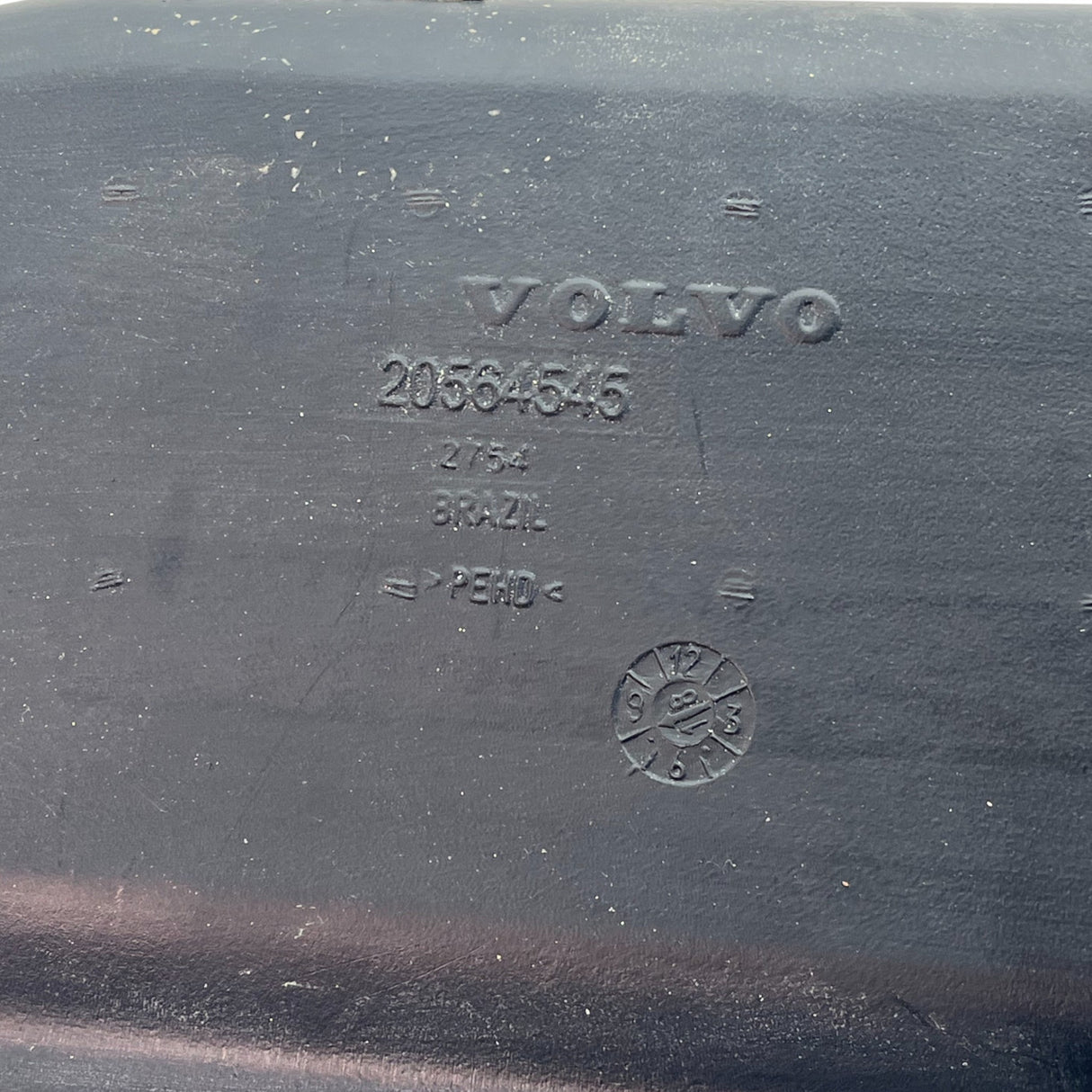 20564545 Genuine Volvo Air Duct - Second Truck Parts