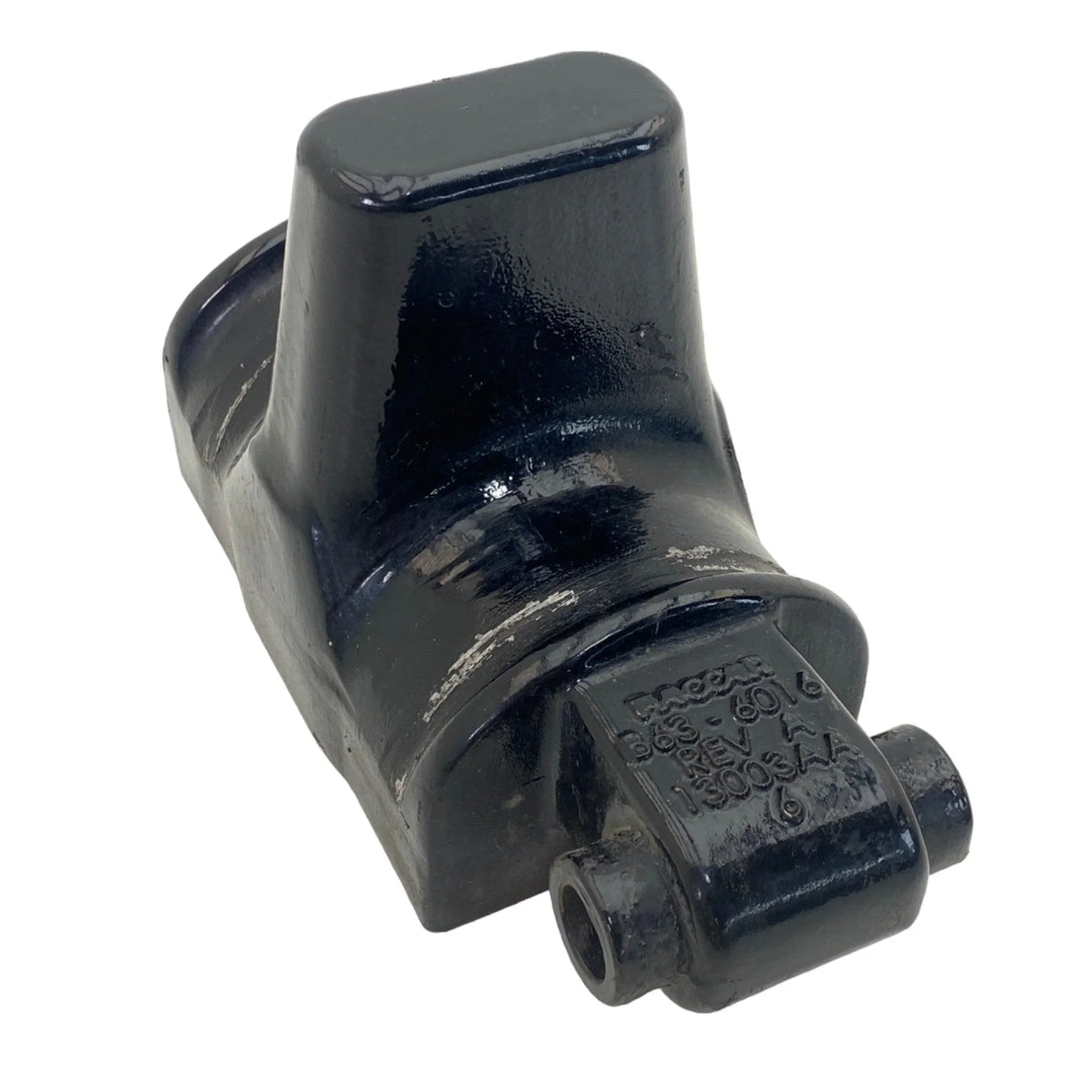 B63-6016 Genuine Paccar Front Suspension Saddle - Second Truck Parts