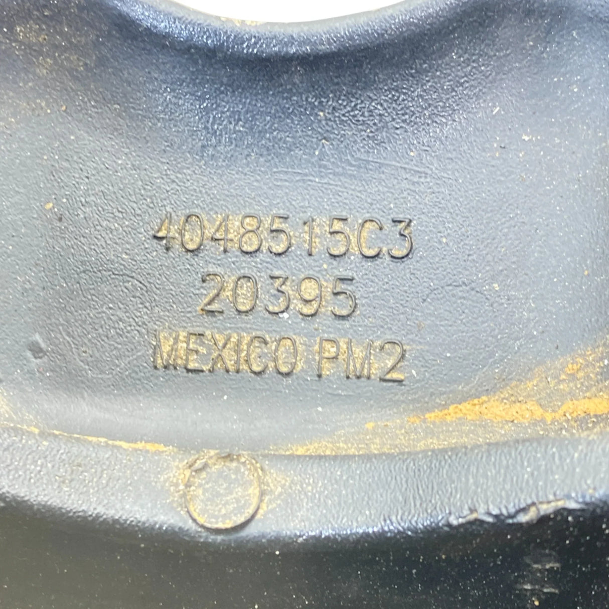 4048515C3 Genuine International Left Suspension Bracket