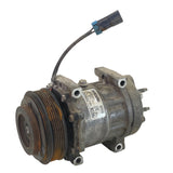 F69-1015-111 Genuine Paccar A/C Compressor