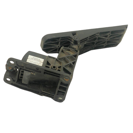 A01-34090-000 Genuine Freightliner Accelerator Pedal