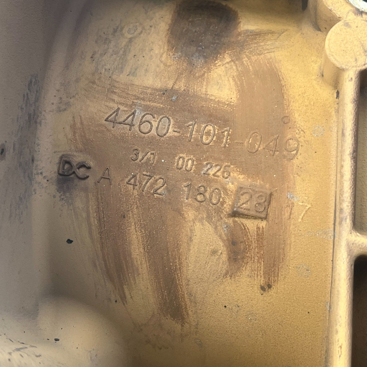 DDE A4721801712 Genuine Detroit Diesel Oil Coolant Module