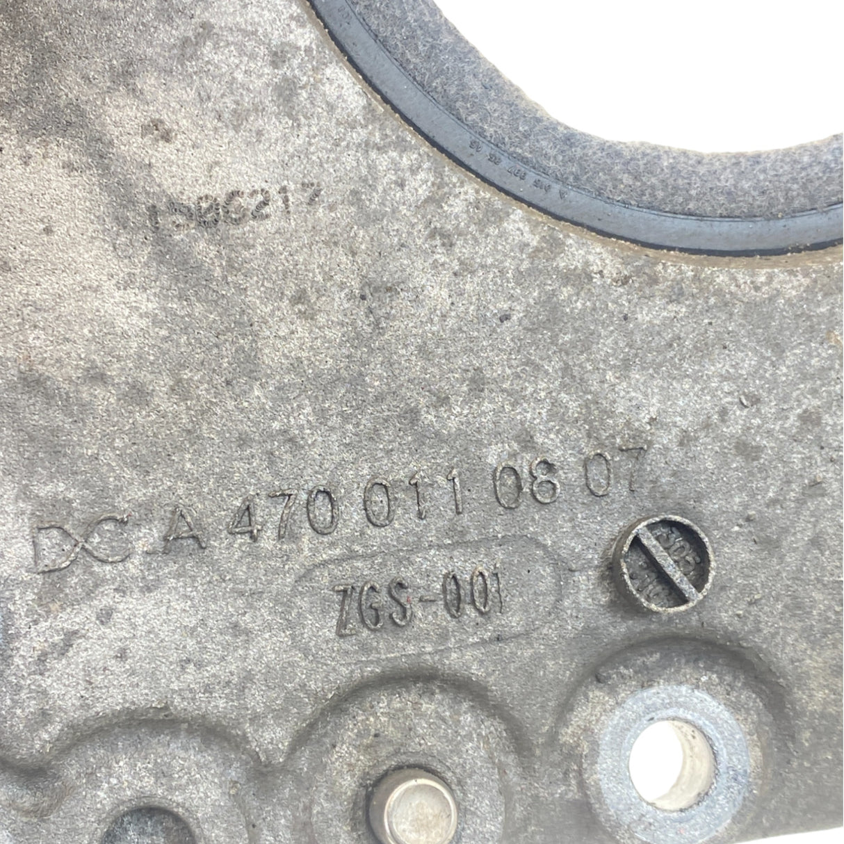 A4700110807 Genuine Freightliner Crank Case Cover