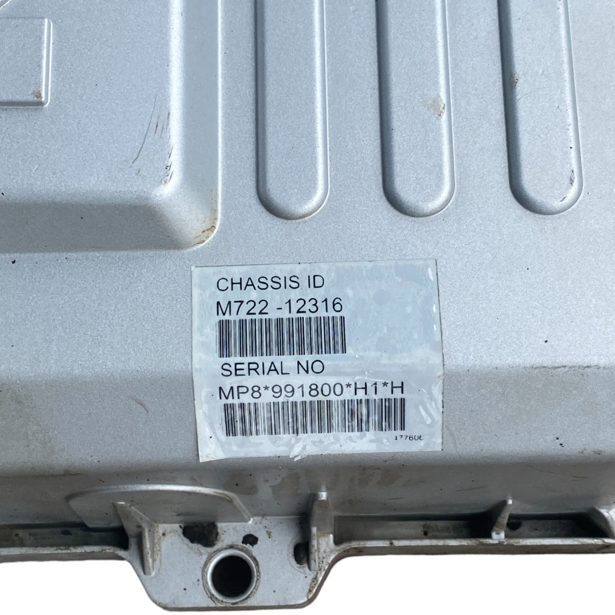 20728584 Genuine Mack Engine Valve Cover