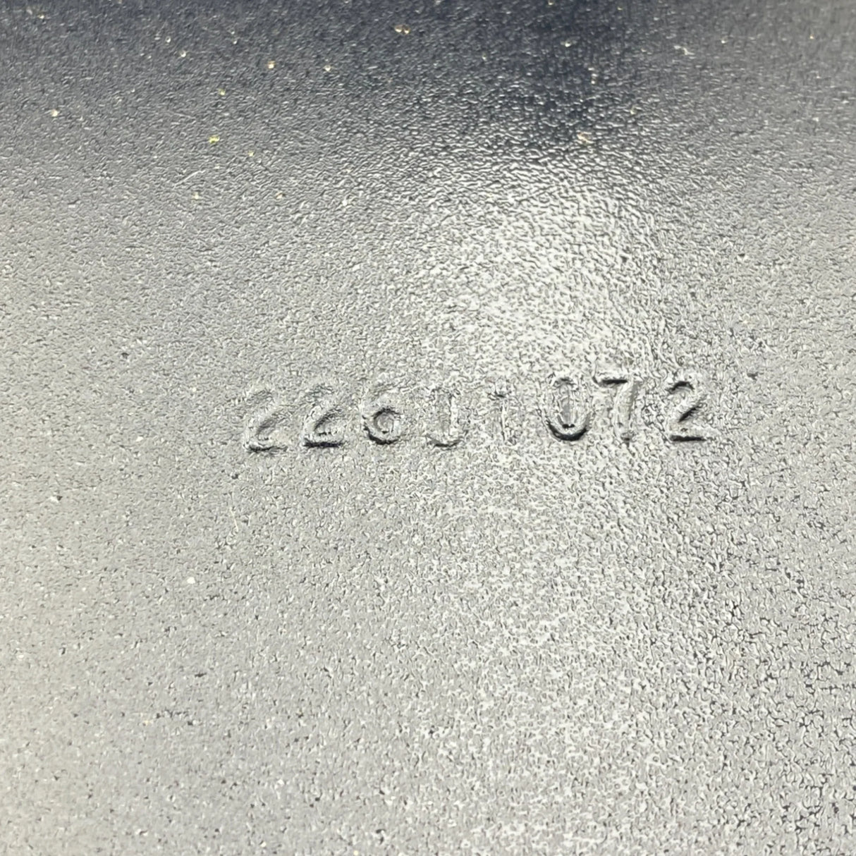 22601072 Genuine Volvo Bracket