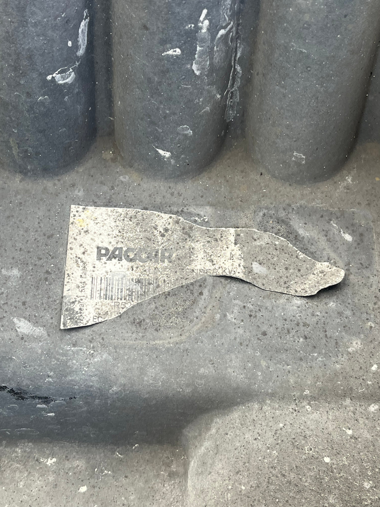 R52-6051 Genuine Kenworth Right Hand Inner Fender Liner