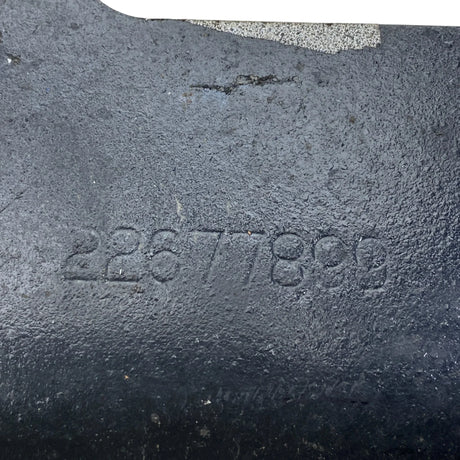 22677899 Genuine Volvo Member