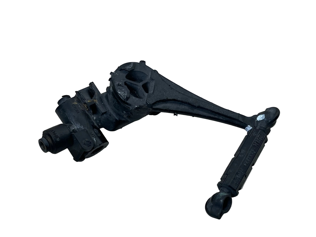 2522374C1 Genuine International Height Control Valve - Second Truck Parts