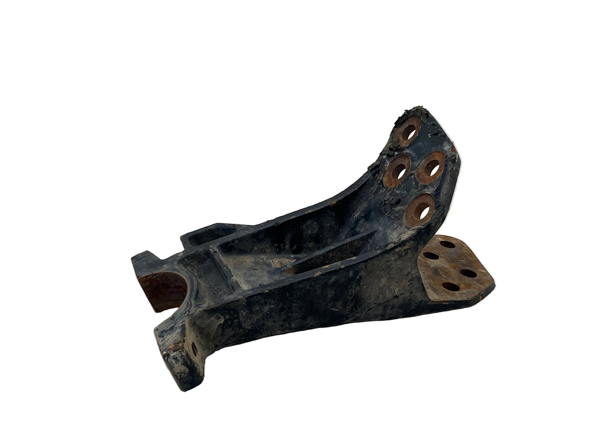 3844935C3 Genuine International Right Support Cab Side