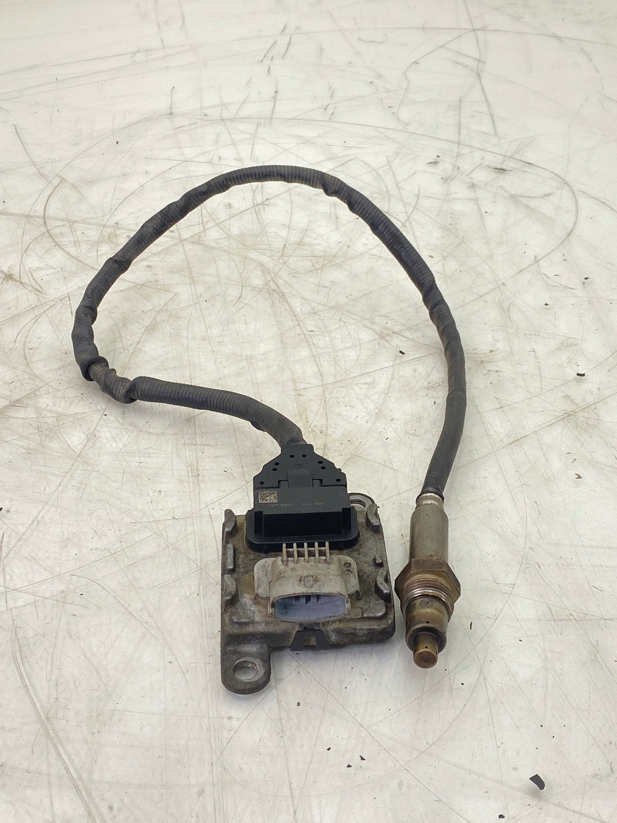 22303390 Genuine Volvo Inlet Nox Nitrogen Oxide Sensor