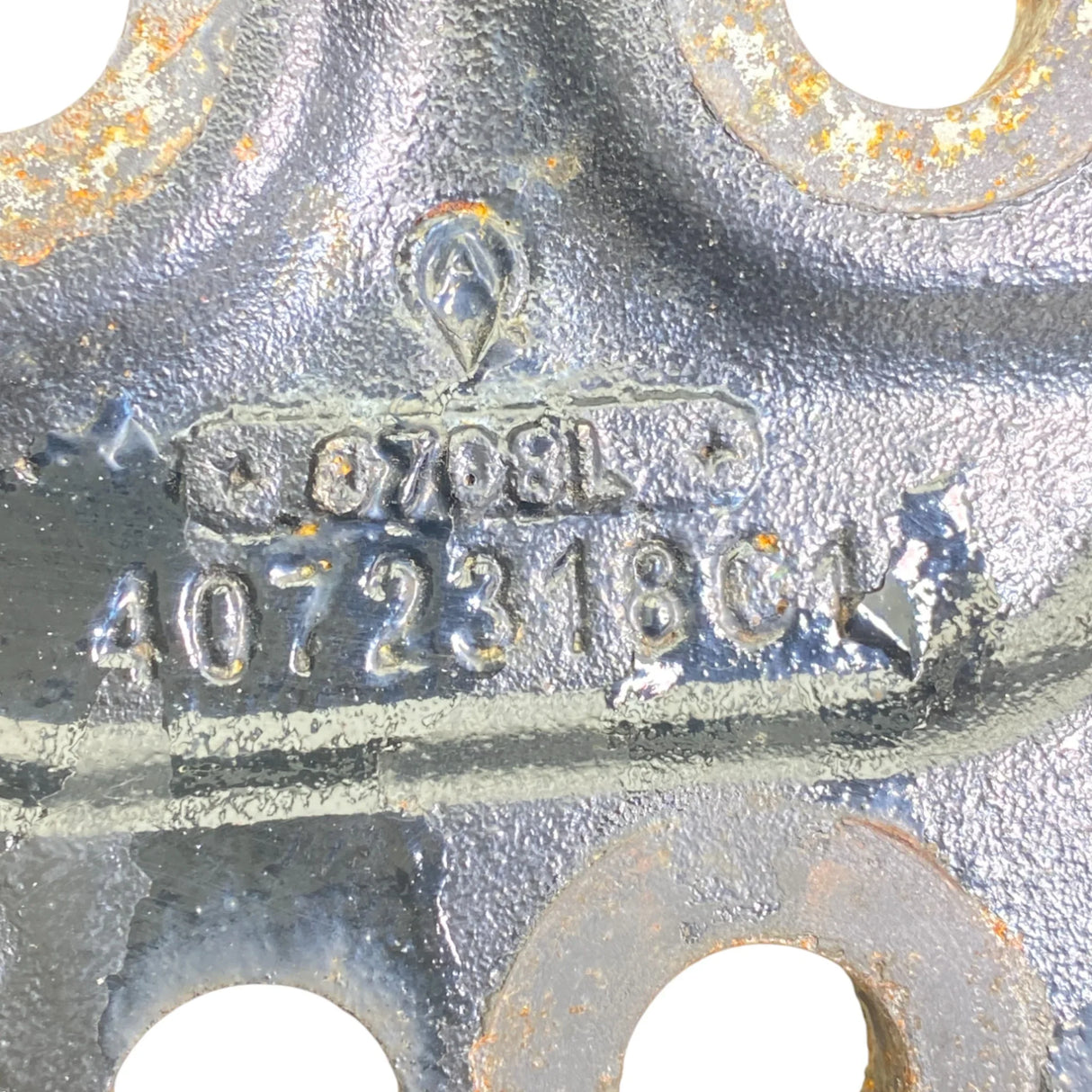 4072318C1 Genuine International Bump Stop Support