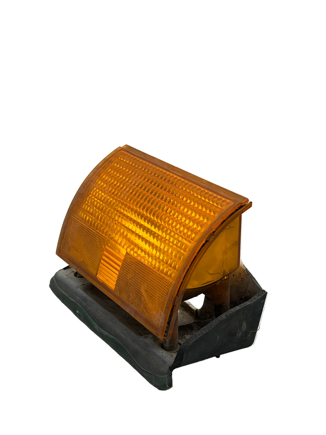 Genuine Mack Light Turn Signal - Second Truck Parts