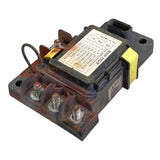 A06-72138-012 Genuine Freightliner Auxiliary Power Distribution Fuse Box