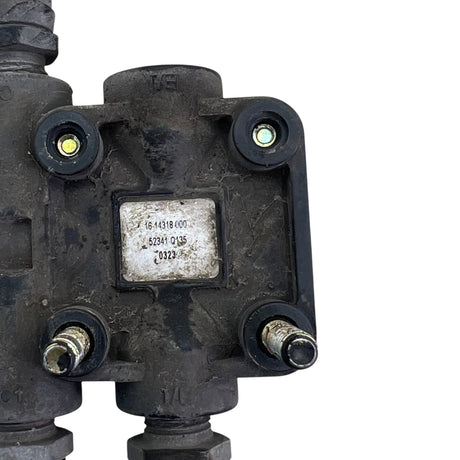 16-14318-000 Genuine Volvo Height Control Valve