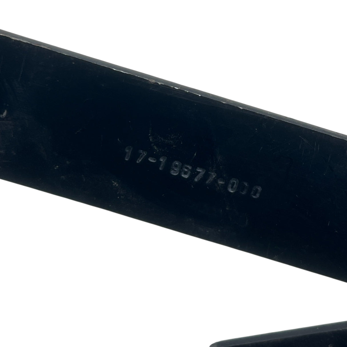17-19677-000 Genuine Freightliner Quarter Fender Support Bracket