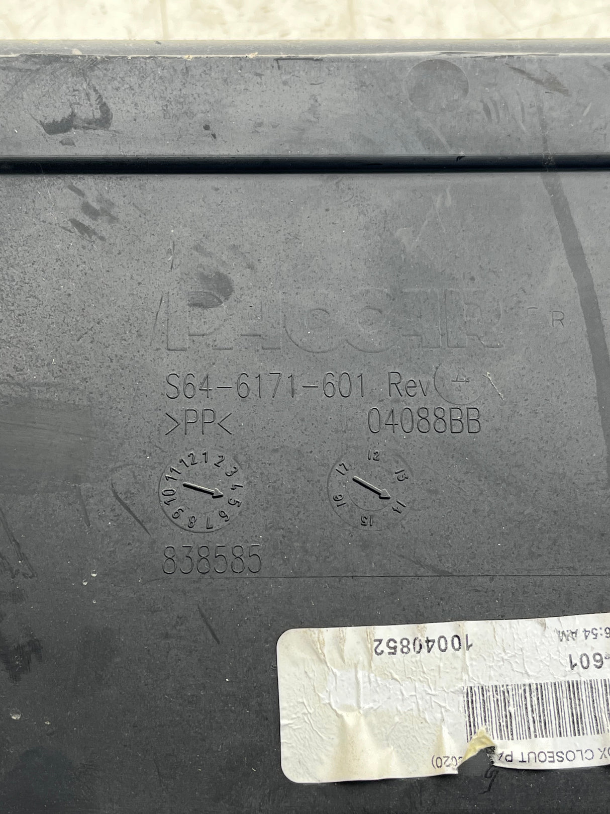 S64-6171-601 Genuine Peterbilt Glove Box Cover - Second Truck Parts