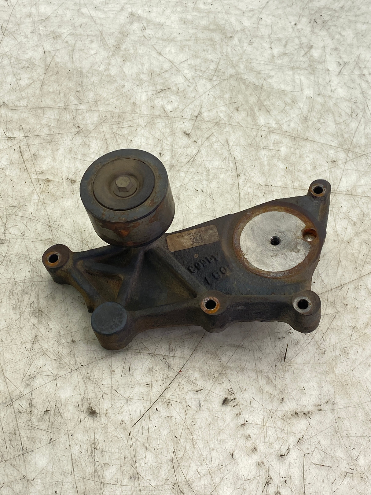 7095176C1 Genuine International Belt Tensioner Support