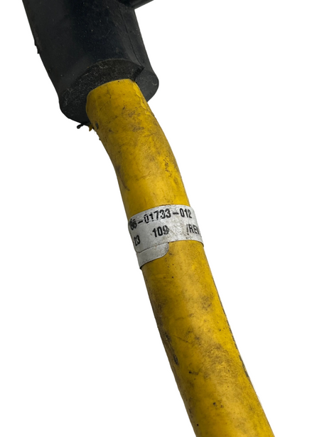 66-01733-012 Genuine Freightliner Receptacle Insert Connector
